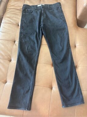 Hollister Slim Straight Jeans in Black